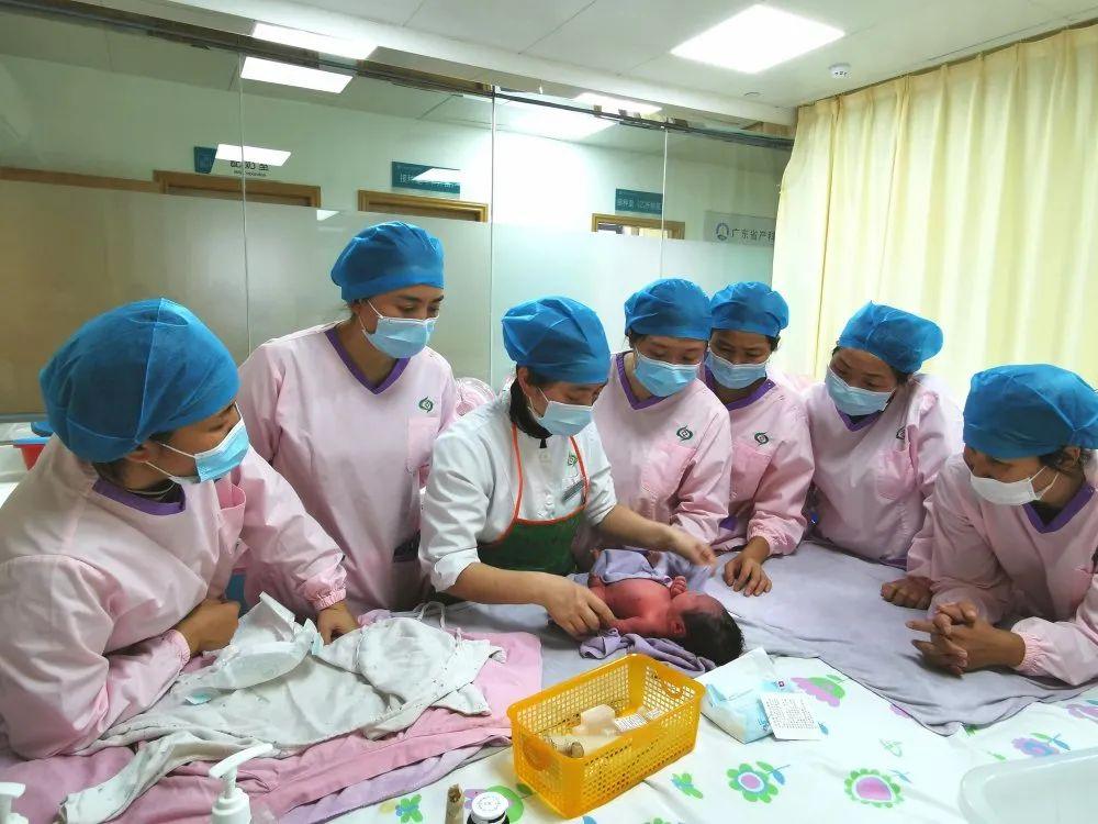 德昌县妇婴监护型护送